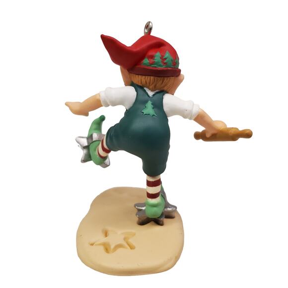 Vintage Hallmark Creative Cutter Cooking for Christmas Elf Ornament 2001 - Picture 7 of 12